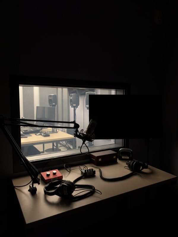 Local A-4422 : Salle de doublage et de vidéodescription - Labo HSI, UQAM